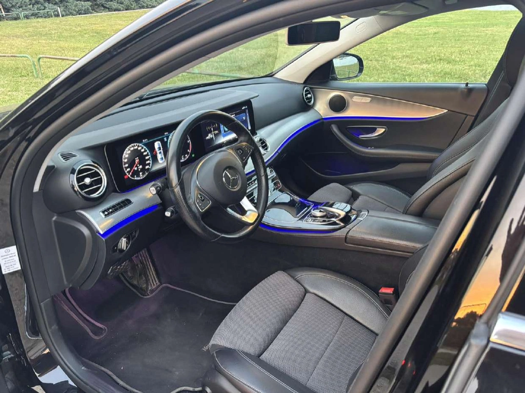 Mercedes E-Class  - picture 3